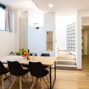 Apartment Design Flats, Milan